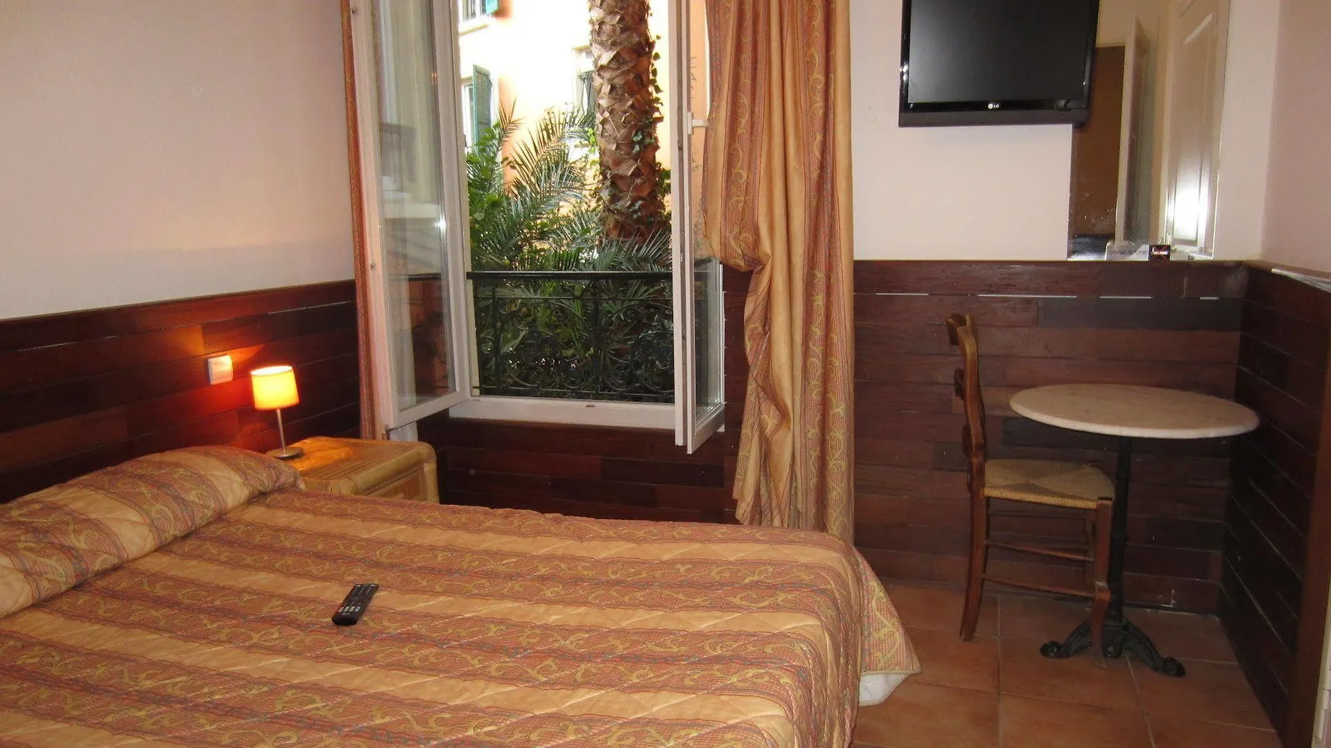 Maison Durante Nizza 4*,